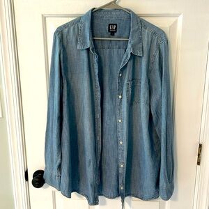Gap (XL) denim chambray shirt
